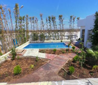 Hjar Ennhal Villa | villa vue sur mer avec piscine