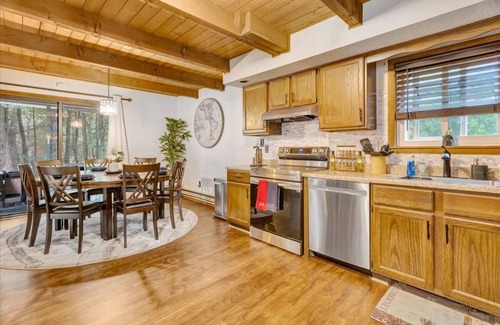 East Stroudsburg House | Villa w/Game Room, Hot Tub, Firepit & Fireplace