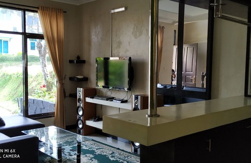 Cipanas Villa | Villa Wahyu 3 Bedroom