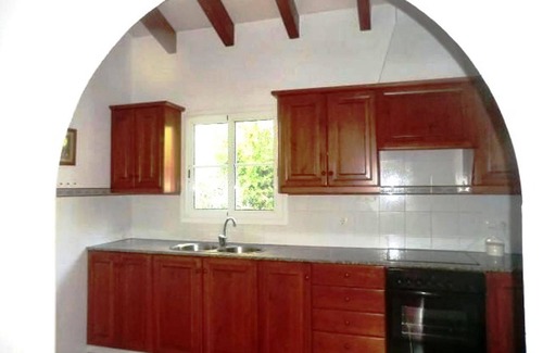 Cala Blanca Villa | VILLA WITH POOL FENCED. FREE WIFI. AT 2 MIN. OF THE BEACH AND AT 5 OF THE CITY