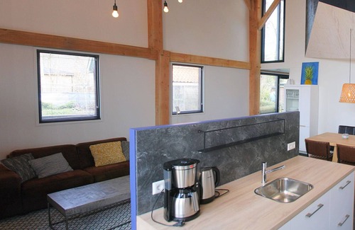 Sint Maartensvlotbrug House | Villa with jacuzzi, holiday home "Duinvink" at 10 minutes by bike from the beach