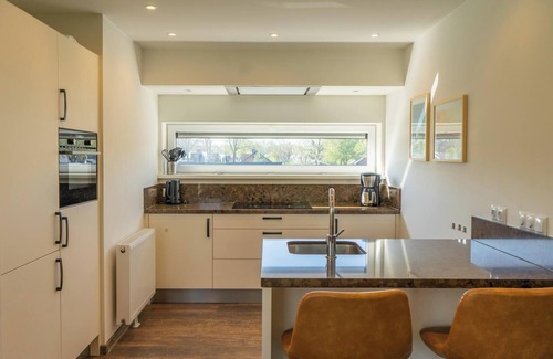 Biddinghuizen House | Villa with 6 bedrooms, 3 bathrooms and a terrace