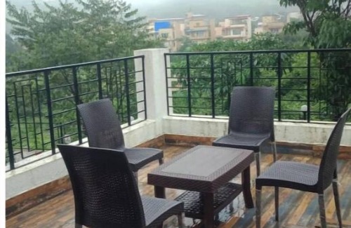 Lonavala House | Villa with a pool perfect holiday home stay with friends and family