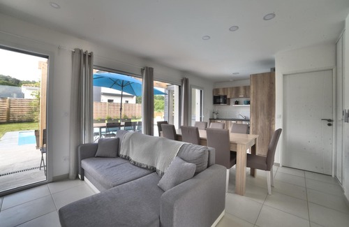 Saint-Augustin Villa | Villa with air con, private pool and Jacuzzi on a residence with tennis
