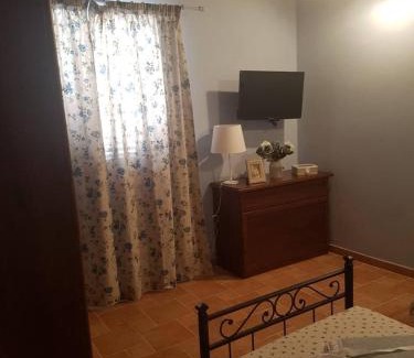 Fontane Bianche Villa | Villa with air-conditioned garden near the sea