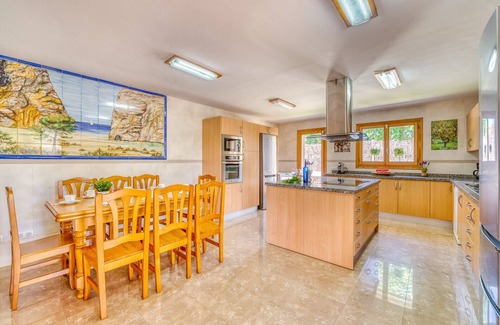 Crestatx Ski Chalet | Villa with barbecue Romana private pool Mallorca