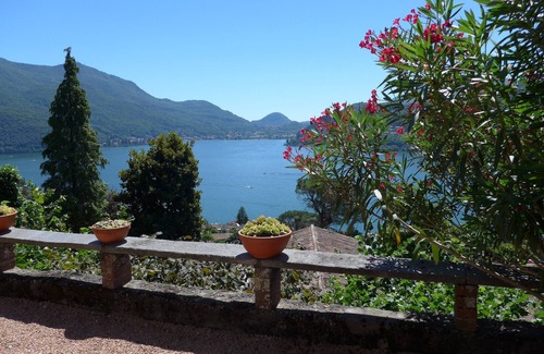 Morcote House | Villa with breathtaking views of Lake Lugano and the surrounding mountains