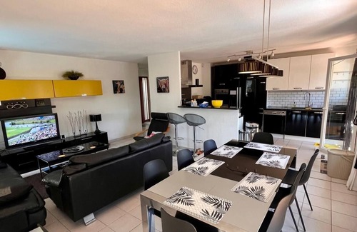 Laroque-des-Alberes House | Villa with pool and superb views on Laroque des Albères!