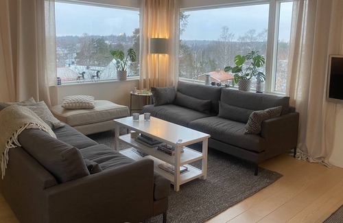 Danderyd Villa | Villa with garden and pool in beautiful Danderyd 9 km from Stockholm City