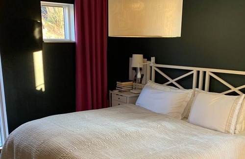 Danderyd Villa | Villa with garden and pool in beautiful Danderyd 9 km from Stockholm City