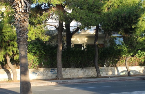 Varkiza Apartment | villa with garden