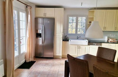 Vasles Villa | Villa with garden near beautiful golf course