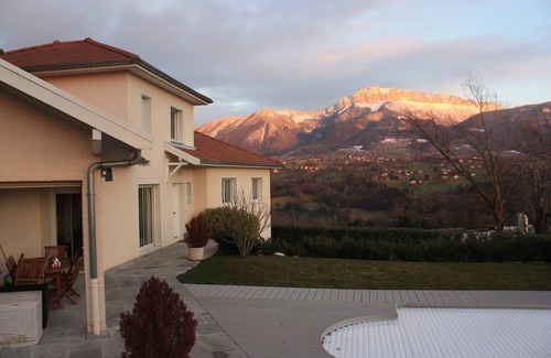 Argonay House | Villa with heated pool 6km from Lake Annecy - exceptional view