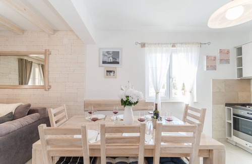Vir Villa | Villa with heated pool, sandy beach, whirlpool - TRAVELER Reiseburo ID 2174