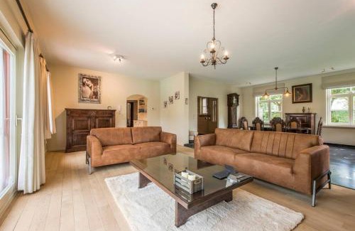 Vivenkapelle Villa | Villa with heated swimming pool, sauna and garden