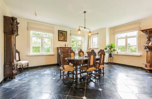 Vivenkapelle Villa | Villa with heated swimming pool, sauna and garden