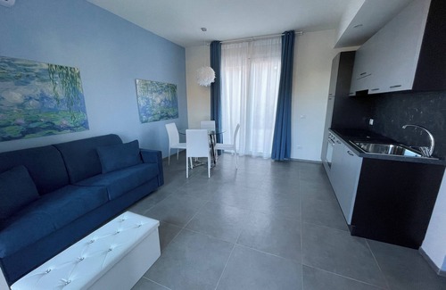 Lido delle Nazioni Villa | Villa with independent garden in Residence Polynesia