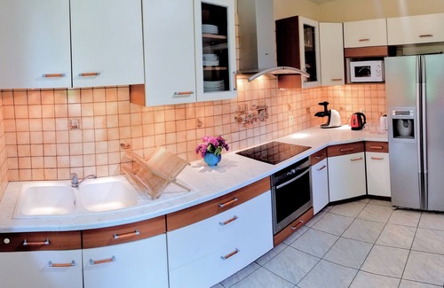 Draveil House | Villa with large garden in quiet location near Paris, Orly, forest and lakes