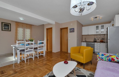 Podgora Villa | Villa With Large Terrace