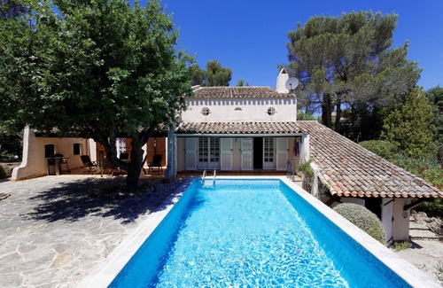 Saint-Raphael Villa | Villa with pool and 2000 square meter garden on the Côte d'Azur in Fréjus/St. Raphael