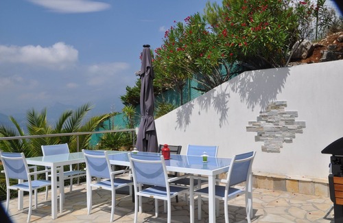 Aspremont Villa | VILLA WITH POOL AND PANORAMIC VIEW OF THE SEA AND MOUNTAIN