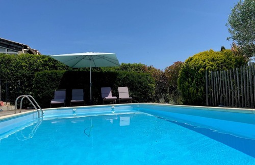 Castelnau-le-Lez Villa | Villa With Pool and Views Over Park in Quiet Area