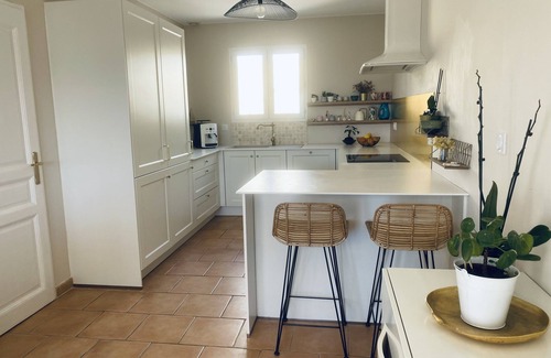 Saint-Zacharie House | Villa with pool & view & air conditioning