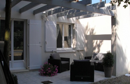 Dolus-d'Oleron Villa | villa with private pool, 800 m from the beach, 200 m from cycle paths