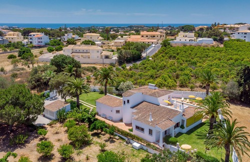 Vale Navio Villa | Villa with Private Pool in Rural Peaceful Location - Only 5 Minutes To Albufeira