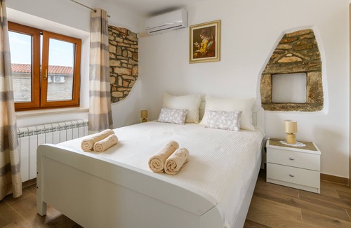 Divsici Villa | Villa With Private Pool in Nature