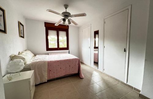 Coveta Fuma Ski Chalet | Villa with Private Pool & BBQ, Close to the Beach