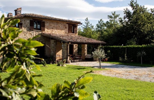 Castelraimondo Villa | Villa with private pool in beautiful surroundings in the Marche!