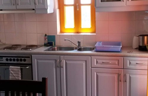 Atsitsa House | Villa with salt water pool and private beach in a fantastic quiet location