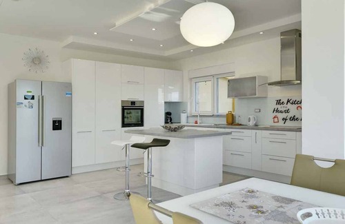 Peroj Villa | Villa with swimming pool and sauna