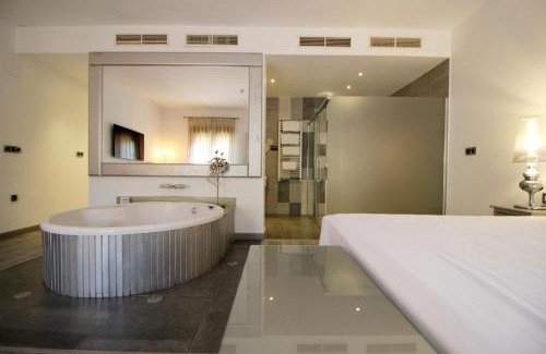 Jaraiz de la Vera Hotel | Villa Xarahiz