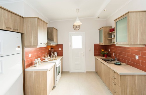 Drosia Villa | VILLA YAKINTHI for memorable holidays