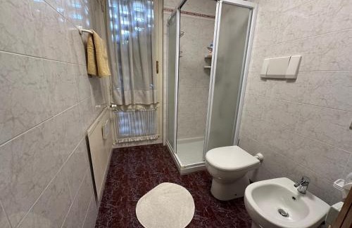 Valvasone House | Villa Yemaya - camera con bagno privato