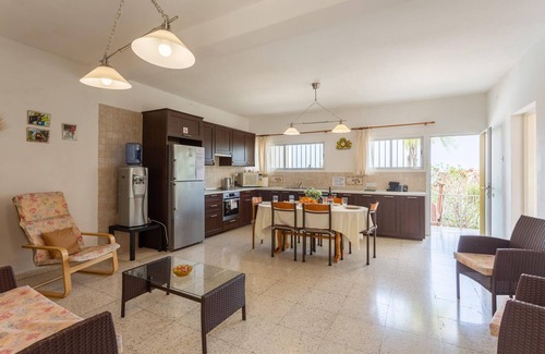 Latchi Villa | Villa Yiangos in Neo Chorio