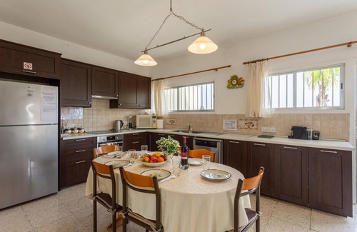Latchi Villa | Villa Yiangos in Neo Chorio