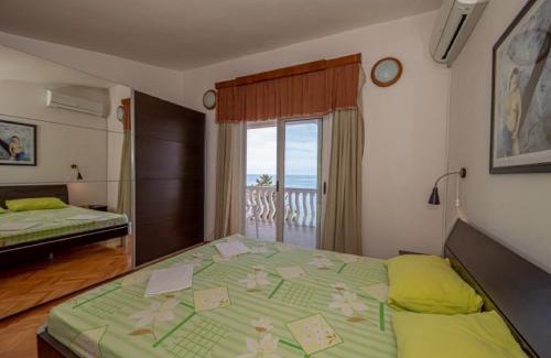 Dobra Voda Villa | Villa Yovan Seaview