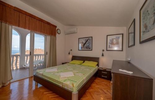 Dobra Voda Villa | Villa Yovan Seaview