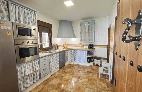 Chiclana de la Frontera Ski Chalet | Villa Zahara (Chiclana de la Frontera)