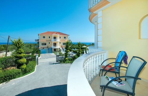 Tsilivi Villa | Villa Zante Athina by Villa Plus