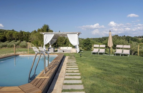 Sorrezzana Villa | Villa Zara, exclusive villa with private pool in Tuscany