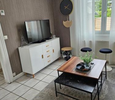 Beauvais House | VILLA Zara