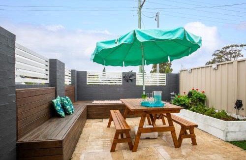Culburra Beach House | Villa Zelma I Pet Friendly I 4 Min Walk to Beach