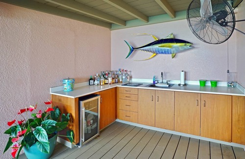 Estate Lerkenlund House | Villa Zion - Close To Hull Bay, Magens Bay, and Fish Bar!
