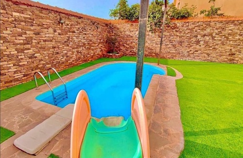 Ain El Turk Apartment | Villa2