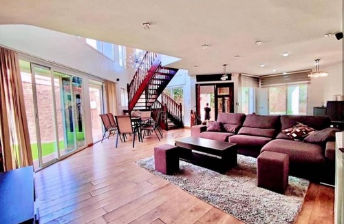 Ain El Turk Apartment | Villa2