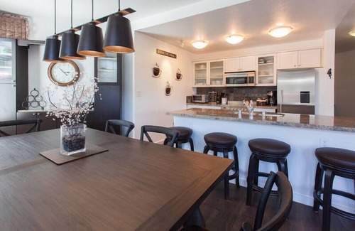 Mammoth Lakes Condo | Village #2230 A Masterpiece of Luxury! 3 bedroom 3 Bath Village Condo End Unit